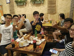 鹤山烧烤加盟,学烧烤技术,开烧烤店多少钱疯狂烤翅加盟